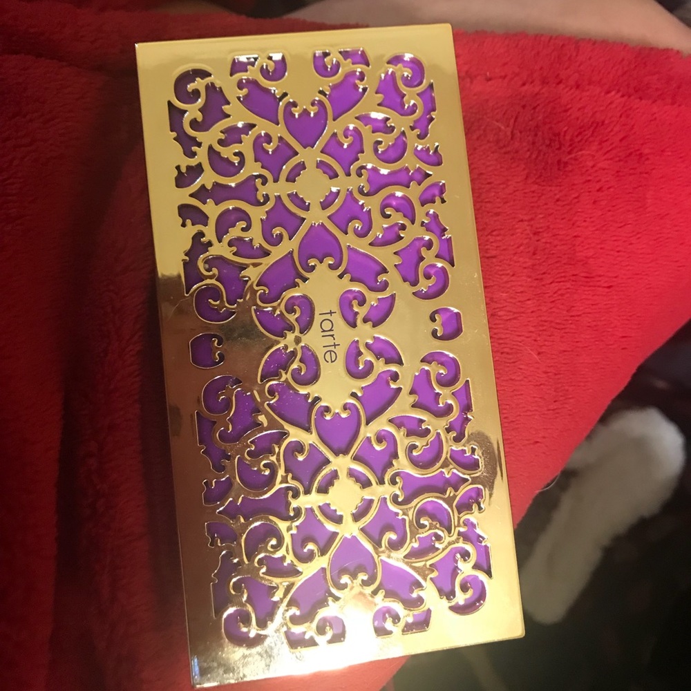 BN AUTHENTIC TARTE BLUSH BLISH PALETTE